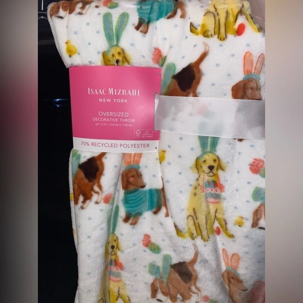 New Isaac Mizrahi Oversized Dachshund Golden Retriever Easter Throw 60 x 70